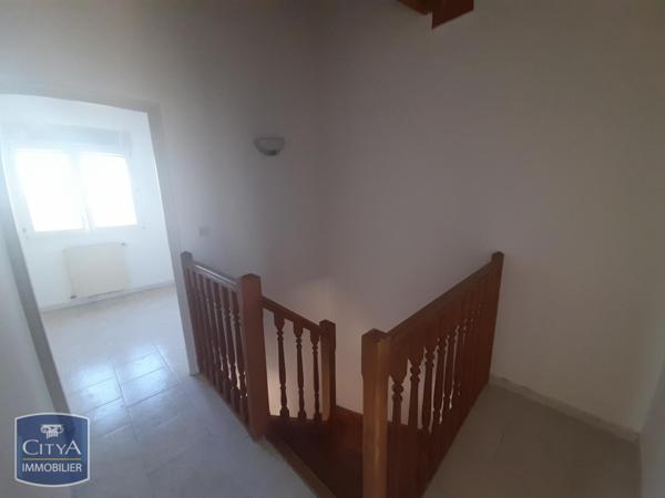 Appartement à louer 4 pièces 71.3m²