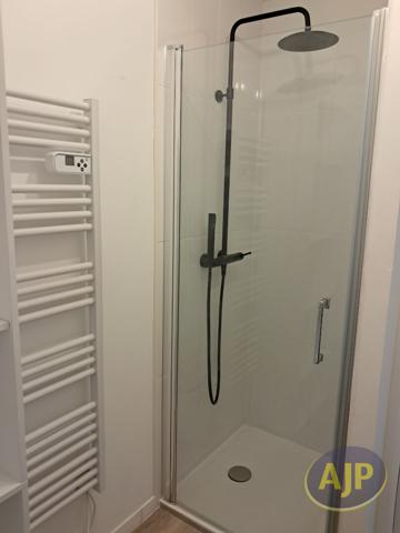 Maison à louer Pons : 3 pièces, 63m² avec 2 chambre(s) à 700€ - AJP Immobilier Pons