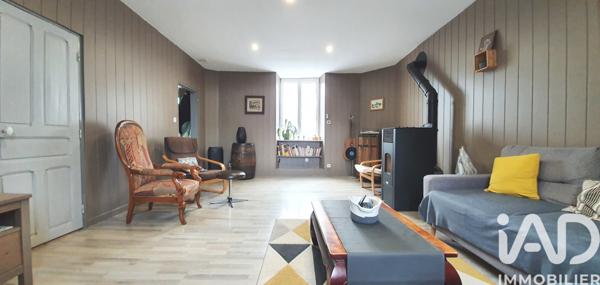 Maison à vendre 7 pièces 150 m² Saint-Germain-les-Vergnes