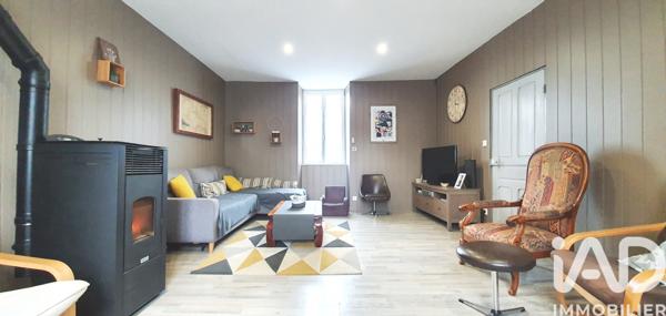 Maison à vendre 7 pièces 150 m² Saint-Germain-les-Vergnes