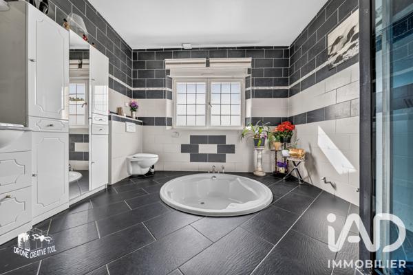 Maison à vendre 7 pièces 245 m² Talange