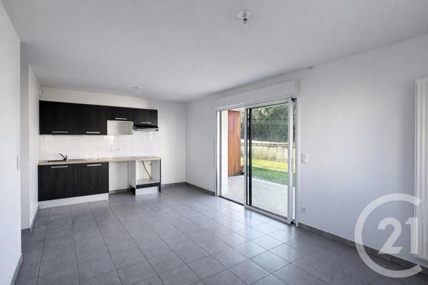 Appartement T3 à vendre  3 pièces - 61,07 m 2   ST MARTIN DE SEIGNANX  - 40