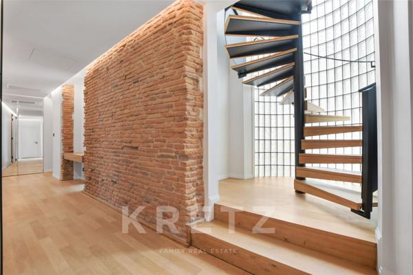 DUPLEX D’EXCEPTION – TOULOUSE / Marché des Carmes