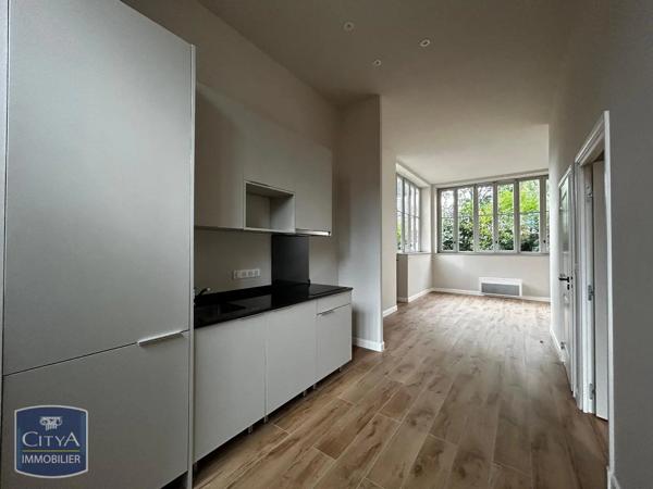 Appartement à louer 2 pièces 45.21m² Tourcoing (59200)
