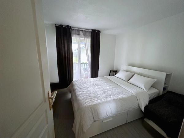Appartement à vendre 2 pièces 49m² Bassussarry (64200)