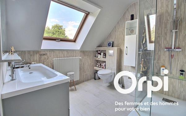 Maison à vendre    6 pièces • 159,79 m2 Dampierre-en-Yvelines