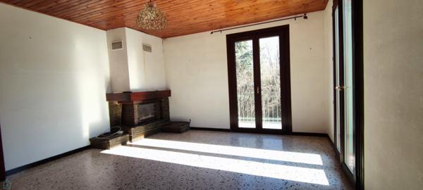 Maison traditionnelle 6 pièces avec jardin et garage