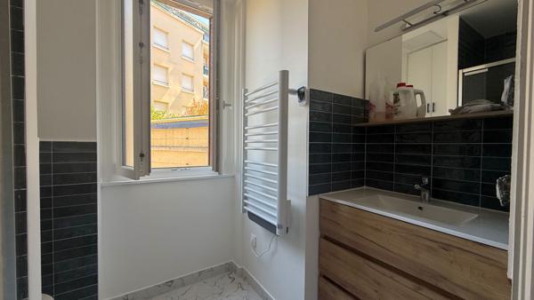 Appartement Corbeil Essonnes 2 pièce(s) 37m2