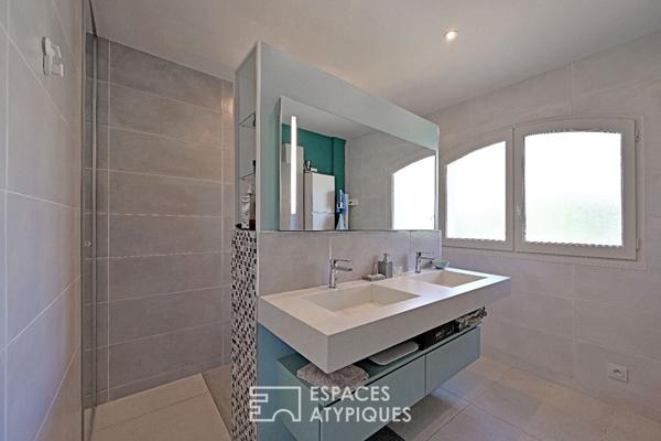 Maison de charme lumineuse avec piscine et dépendance, au calme à Lattes