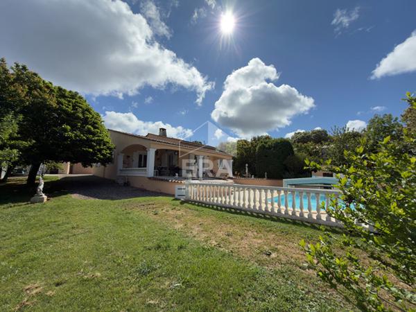 A VENDRE 83470 SAINT MAXIMIN LA SAINTE BAUME MAISON PLAIN PIED  TYPE 4 DE 120M² SUR  2040 M² DE JARDIN DEUX GARAGES PISCINE