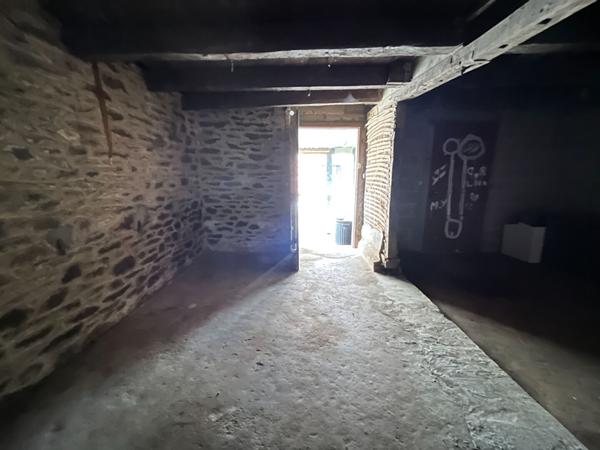 A vendre axe Rennes Saint Brieuc, maison de bourg à Gaël proche Saint Méen le Grand