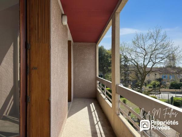 Appartement T3 lumineux 70 m² - Cave + parking fermé à Orange