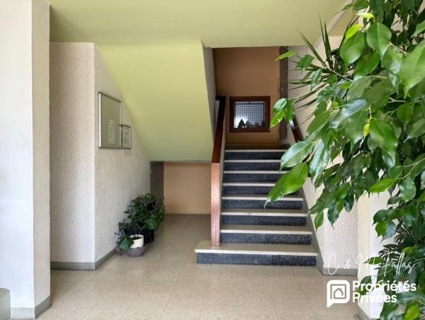 Appartement T3 lumineux 70 m² - Cave + parking fermé à Orange