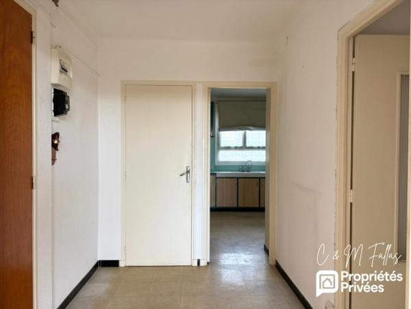 Appartement T3 lumineux 70 m² - Cave + parking fermé à Orange