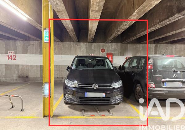 Parking à vendre 12 m² Paris 13