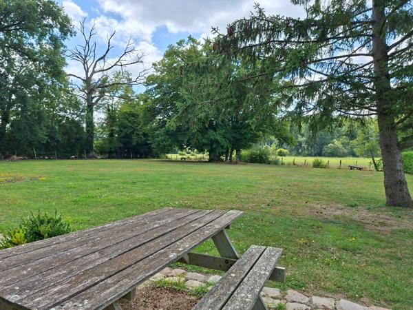 Propriété Corps de Ferme, Bâtisse d'habitation de caractère , nombreuses dependances dont Box, proche ALENCON, LE PERCHE, 2h00 PARIS