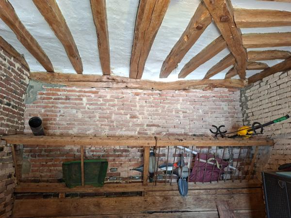 Propriété Corps de Ferme, Bâtisse d'habitation de caractère , nombreuses dependances dont Box, proche ALENCON, LE PERCHE, 2h00 PARIS