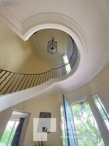 Villa à vendre à Nîmes dans le Gard (30900), ref : 1002441 Route de sauve