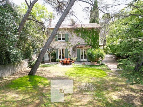 Villa à vendre à Nîmes dans le Gard (30900), ref : 1002441 Route de sauve