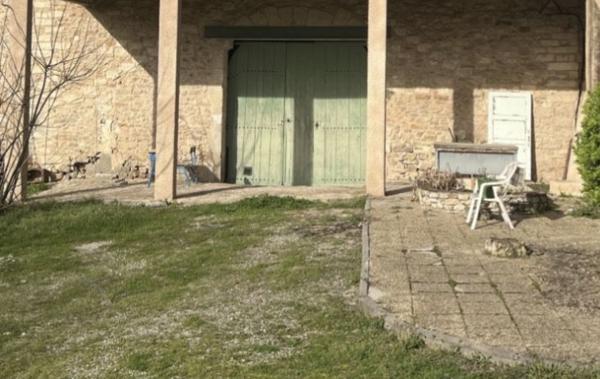 Vente Local commercial à rénover Teyran   