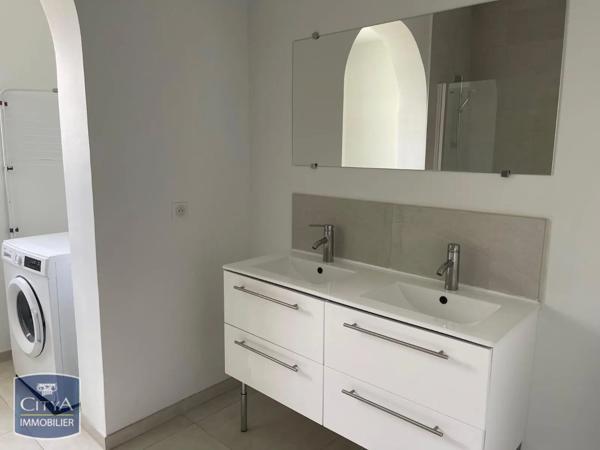 Location maison 6 pièces de 121m²