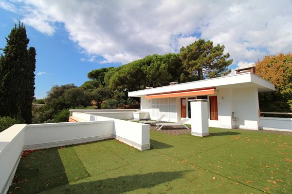 PORTICCIO - DOMAINE DE LA POINTE ? MAISON DE PLAIN-PIED AVEC TOIT-TERRASSE DE 100 m²