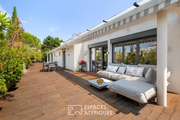 Toit-terrasse d’exception avec très grande terrasse et garage dans une résidence de standing