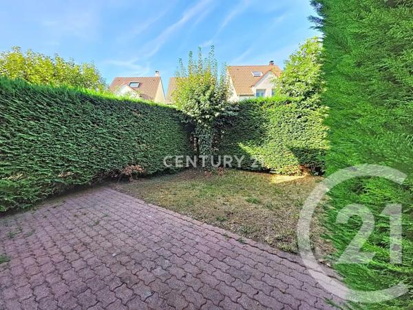 Maison à vendre  5 pièces - 125 m 2   NOISY LE GRAND  - 93