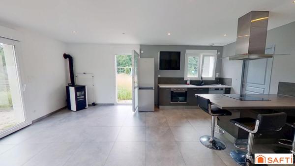 Visite virtuelle disponible, Maison RT 2012 de 3 chambres et grand terrain à Epinal 88