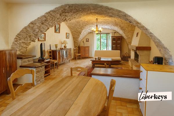 Maison familiale à Villaudemard (Selonnet) – Un cocon en pleine nature à 15 min des pistes