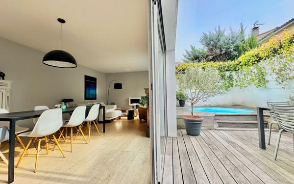 Maison à vendre    5 pièces • 135 m2 Le Bouscat