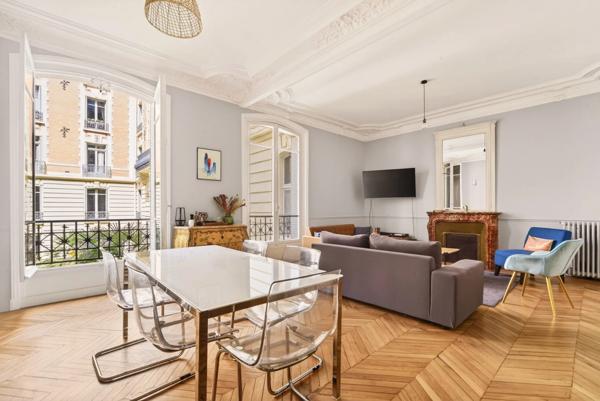 Bureau Paris 9e - LIÈGE / NOUVELLE ATHÈNES