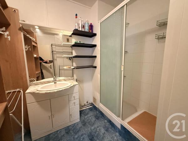 Appartement F2 à vendre  2 pièces - 54,39 m 2   PARIS  - 75020