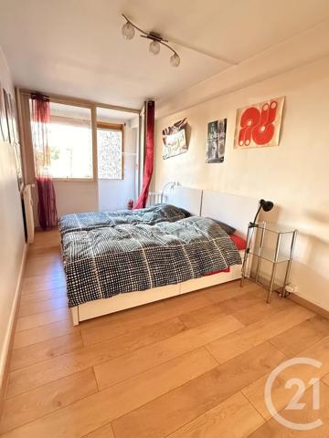 Appartement F2 à vendre  2 pièces - 54,39 m 2   PARIS  - 75020