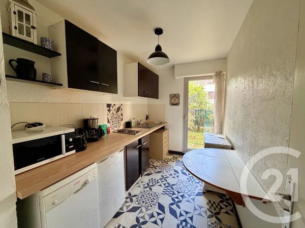 Appartement F2 à vendre  2 pièces - 49 m 2   LE RAINCY  - 93