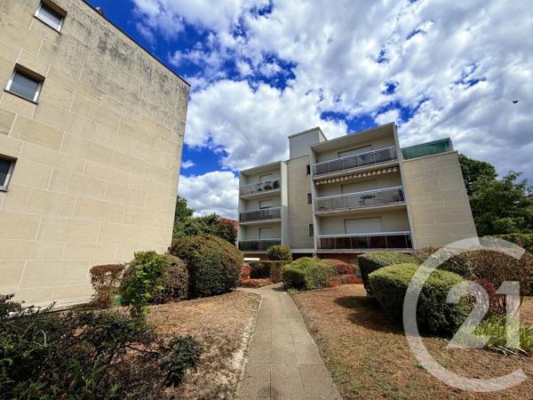 Appartement F2 à vendre  2 pièces - 49 m 2   LE RAINCY  - 93