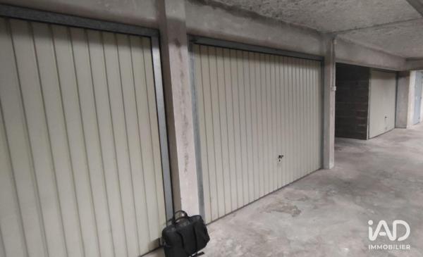 Location parking 14 m² Nantes