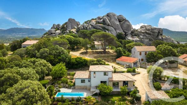 Maison à vendre  6 pièces - 226,71 m 2   FIGARI  - 201
