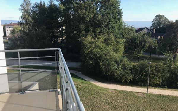 Appartement à louer    3 pièces •  Gex