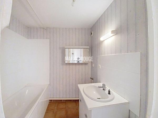 Appartement T3 lumineux avec grande terrasse sud, parking et box , Plouha
