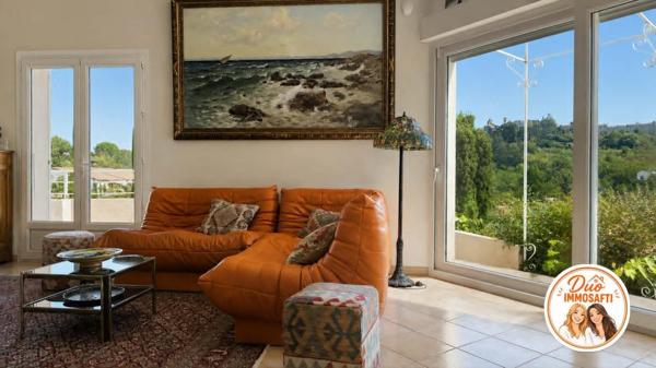 Maison familiale, généreuse et à la vue magnifique