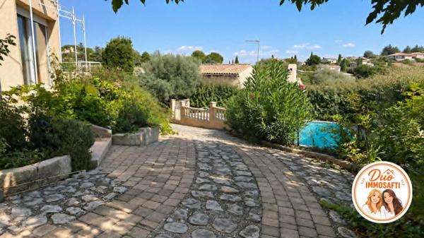Maison familiale, généreuse et à la vue magnifique