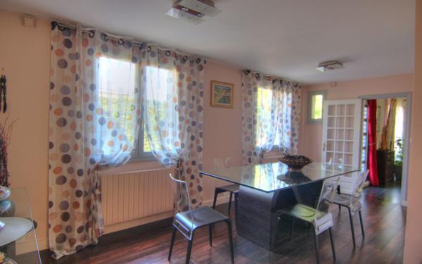 Maison à vendre    7 pièces • 225 m2 Orléans