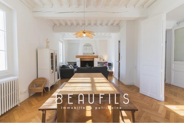 Aigues-Mortes (30220) (30220) Aigues-Mortes - Maison de maître au cœur d'un hameau privé - Terrain 739m²