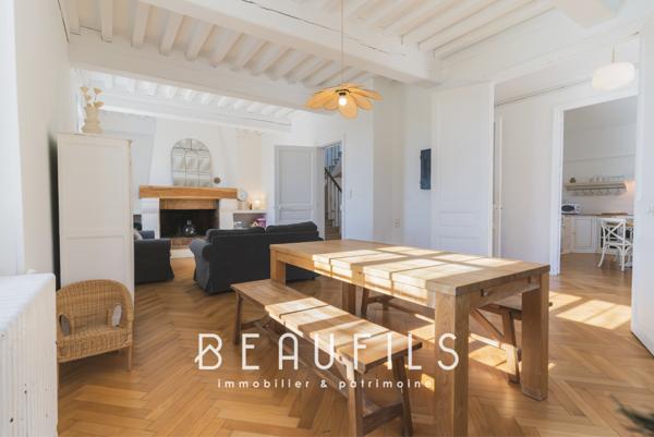 Aigues-Mortes (30220) (30220) Aigues-Mortes - Maison de maître au cœur d'un hameau privé - Terrain 739m²