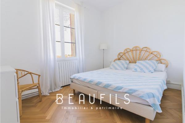 Aigues-Mortes (30220) (30220) Aigues-Mortes - Maison de maître au cœur d'un hameau privé - Terrain 739m²