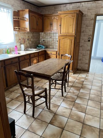 A SAISIR NORD CHÂTELLERAULT DANS RÉSIDENCE CALME : BEAU PAVILLON PLAIN-PIED Réf : 2675