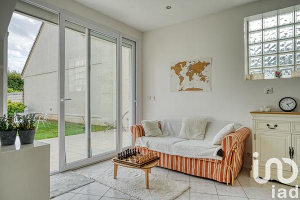 Maison à vendre 7 pièces 119 m² Épône