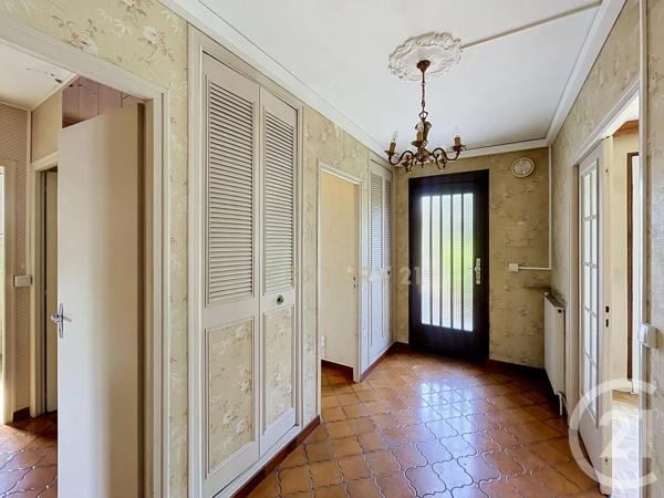 Maison à vendre  10 pièces - 149,02 m 2   NOISY LE GRAND  - 93