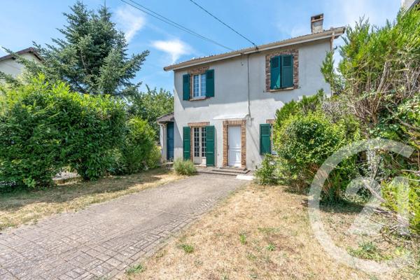Maison à vendre  10 pièces - 149,02 m 2   NOISY LE GRAND  - 93
